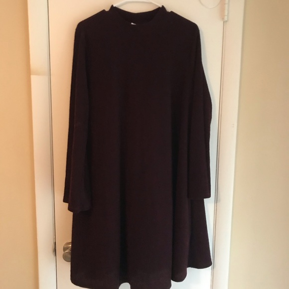 NWOT ribbed maroon mock neck sweater dress - Picture 3 of 5